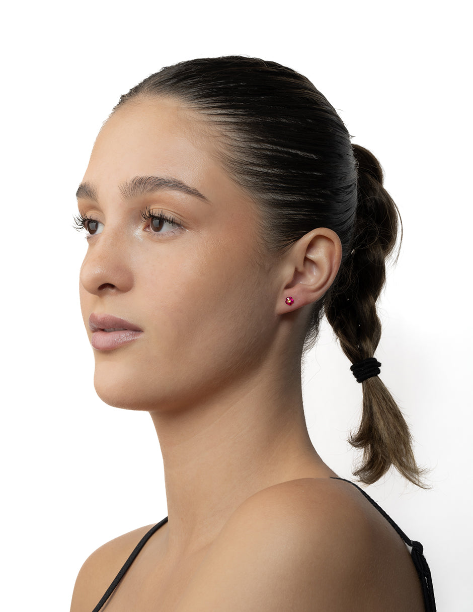 Broquel Flor de Zirconia Rosa- en Oro de 10k