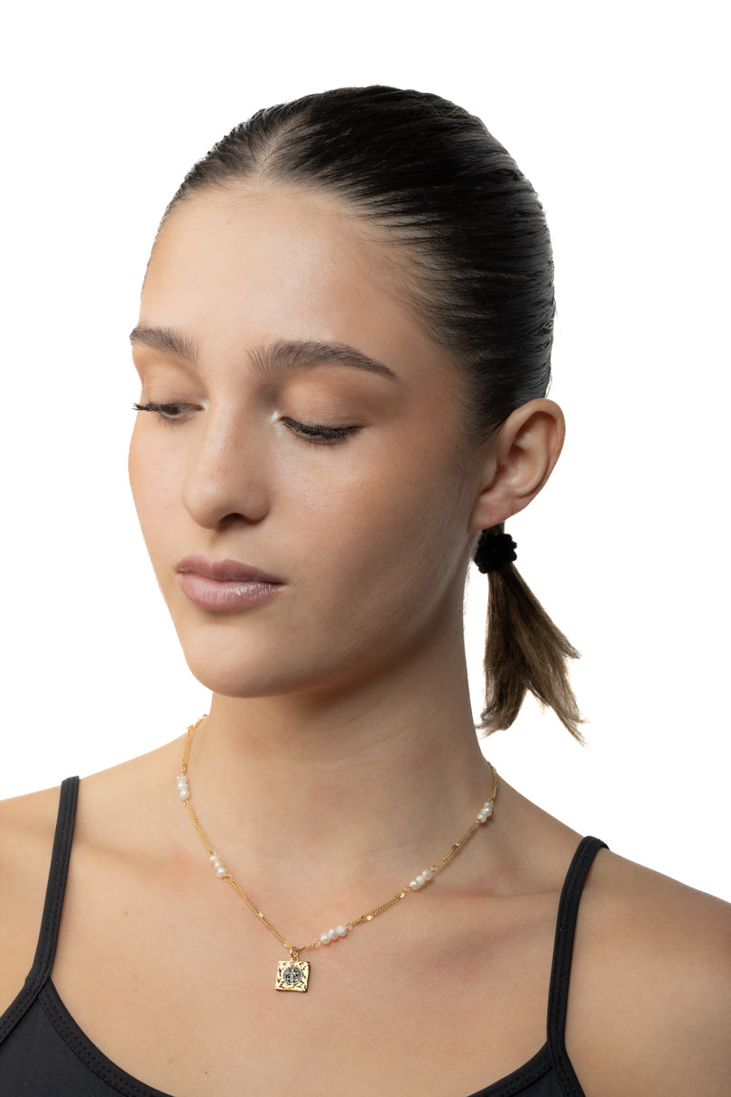 Collar San Benito en Chapa de Oro 14k