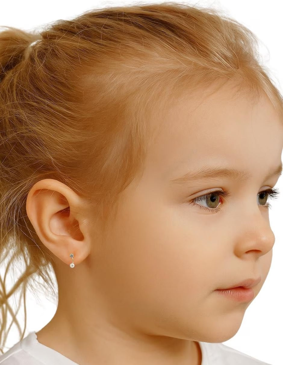 Aretes Curvos con Perla y Zirconia - en Oro 10k