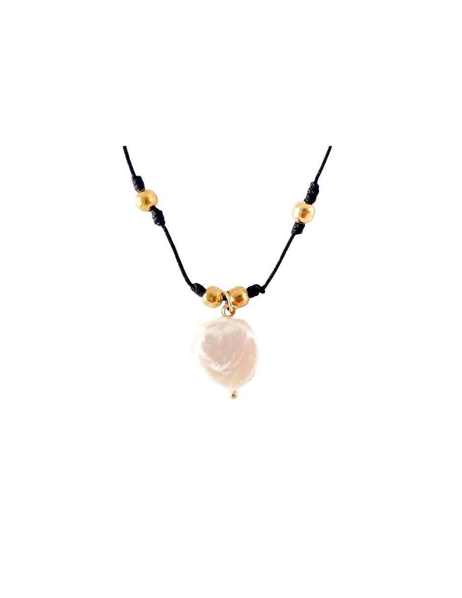 Collar Lucia con Perla en Chapa de Oro 14k