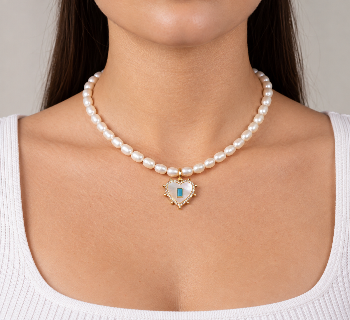 COLLAR MANCINI CORAZÓN MADRE PERLA CHAPA DE ORO 14K