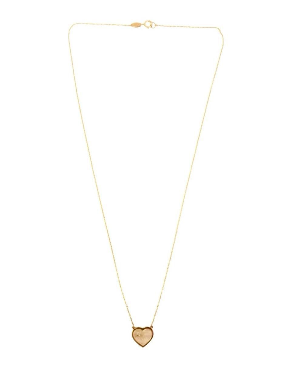 Collar de Corazón con Madre Perla en Oro de 10k