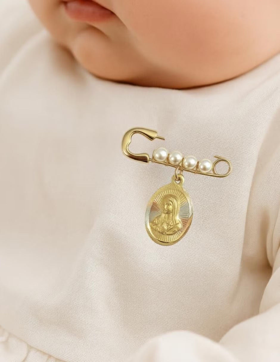 Dije de Virgen Diamantado - en Chapa de Oro